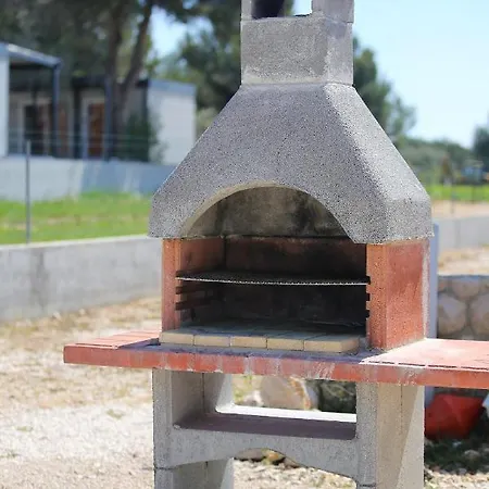 Camp Ana Hébergement de vacances *